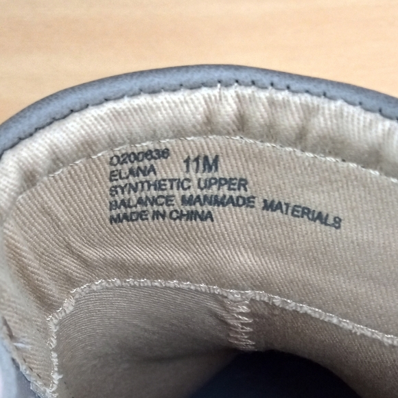 NWT Me Too. 'Elana' Vegan Leather Pull On Hiker Style Booties in Taupe Sz. 11 - Picture 7 of 7